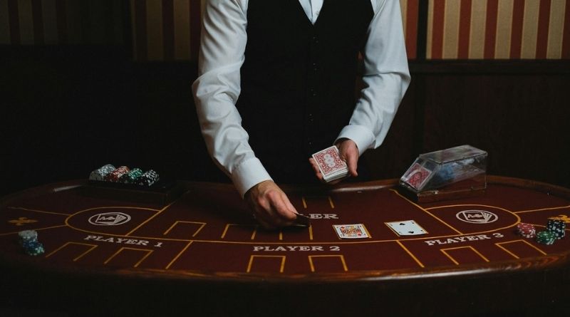 Från pokerkvällar till onlineplattformar